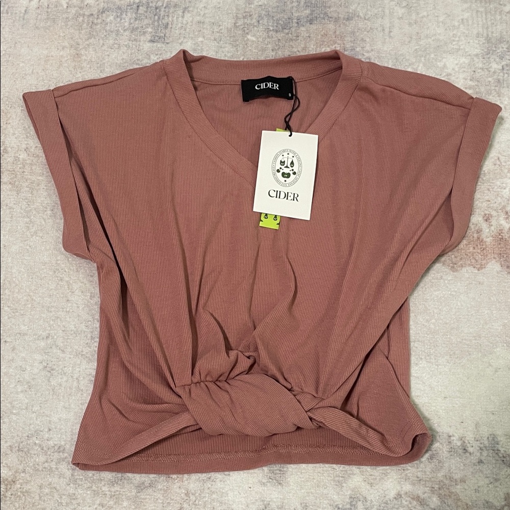 V-NECK SOLID RUCHED CROP TOP